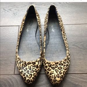 Dr. Scholl’s Leopard flats 8.5